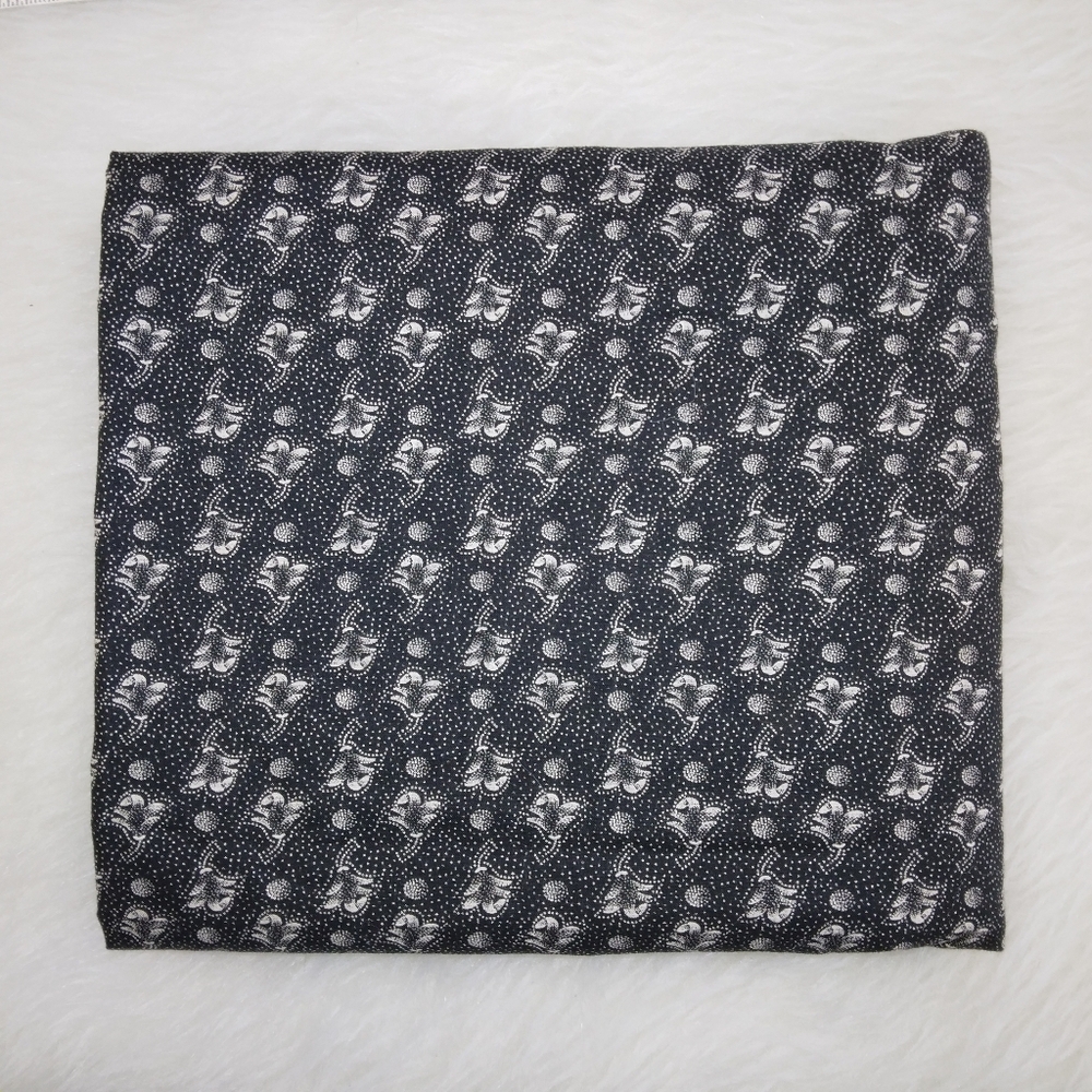 FABRIC Black & White Stylized Leaves On Black, 100% Cotton 3.5 Yds